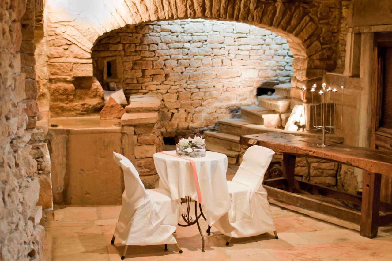 Domaine De La Ruisseliere Hotell Lacenas Exteriör bild