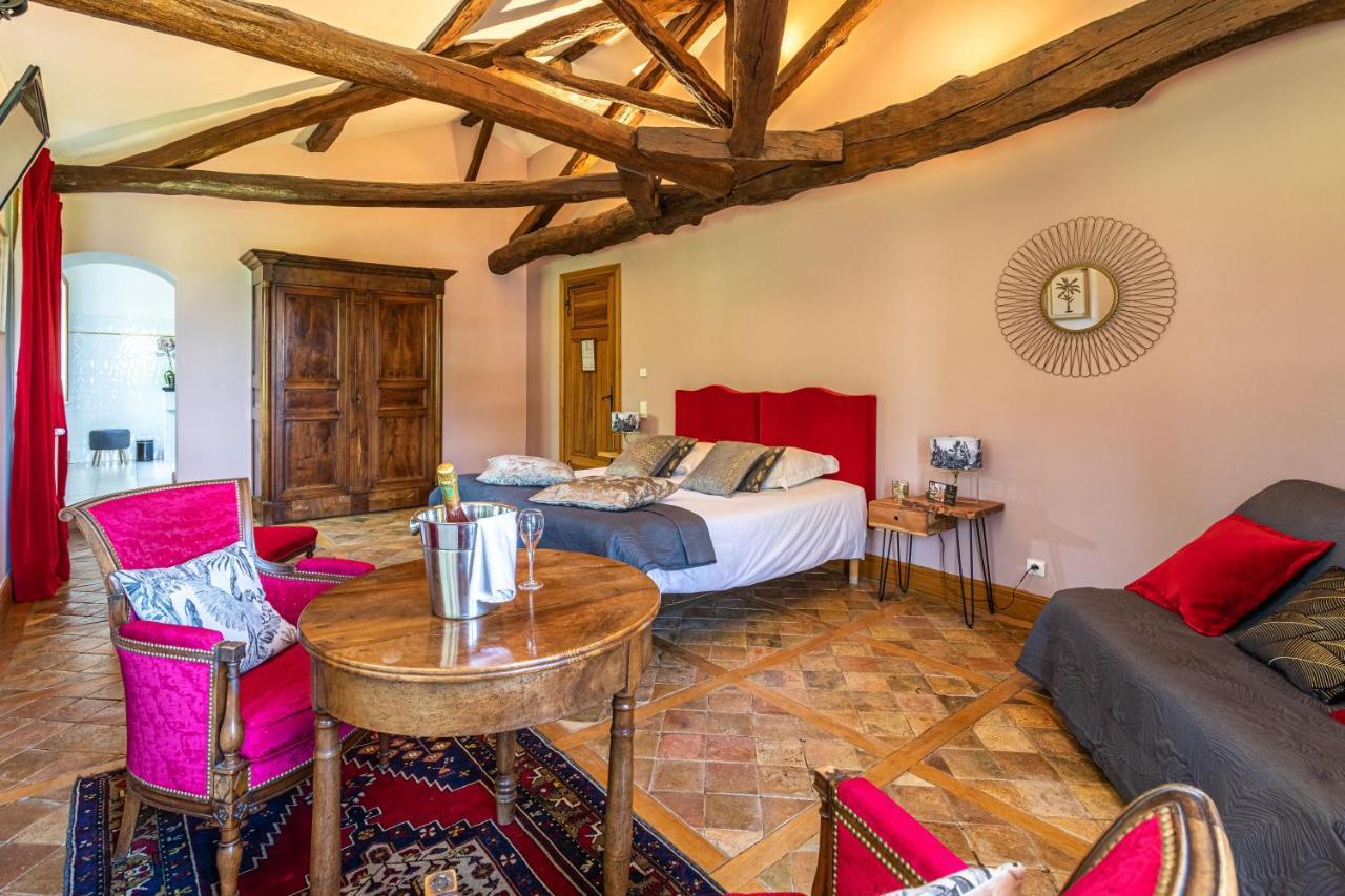 Domaine De La Ruisseliere Hotell Lacenas Exteriör bild