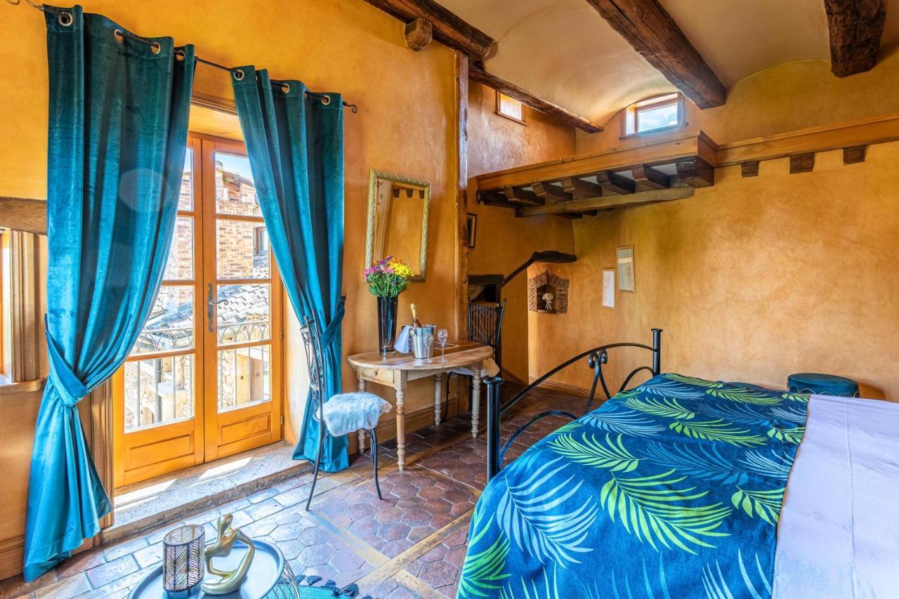 Domaine De La Ruisseliere Hotell Lacenas Exteriör bild