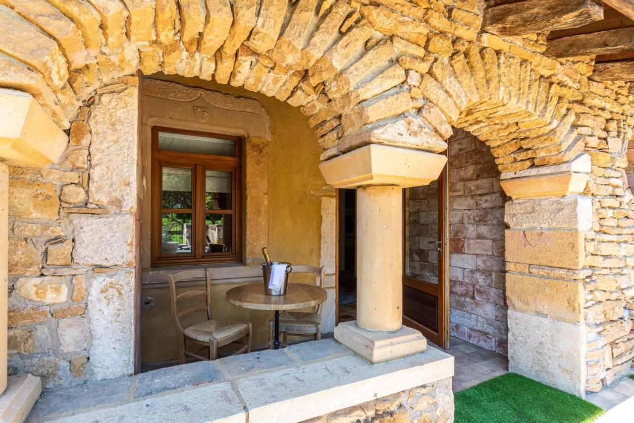 Domaine De La Ruisseliere Hotell Lacenas Exteriör bild