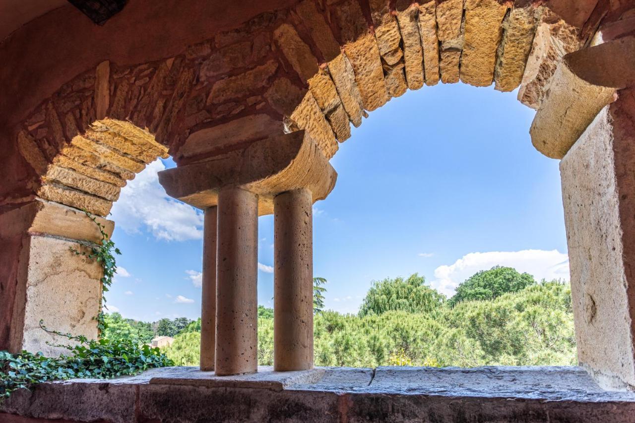 Domaine De La Ruisseliere Hotell Lacenas Exteriör bild