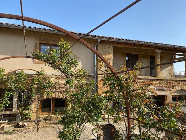 Domaine De La Ruisseliere Hotell Lacenas Exteriör bild