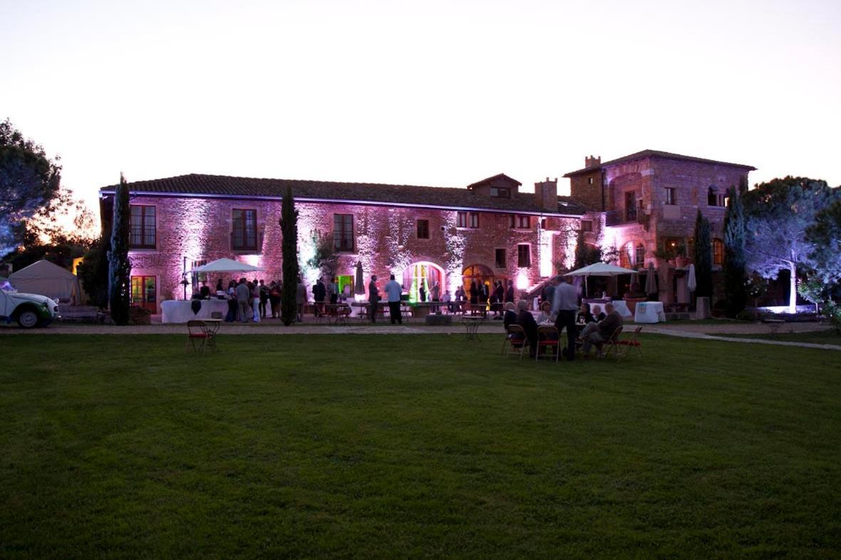 Domaine De La Ruisseliere Hotell Lacenas Exteriör bild