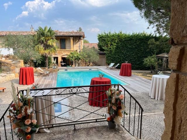 Domaine De La Ruisseliere Hotell Lacenas Exteriör bild